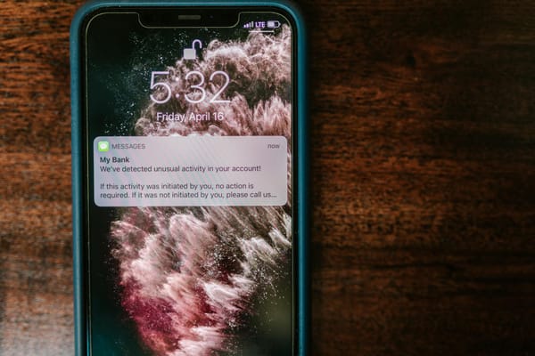 Aman Pakai Mobile Banking: Checklist Praktis Anti Vishing/Phishing